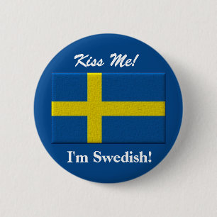 Kiss Me I'm Swedish 6 Cm Round Badge