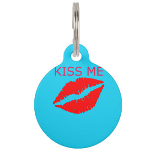 Kiss Me Pet Tag