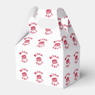 Kiss Me! Red Lips Favour Box