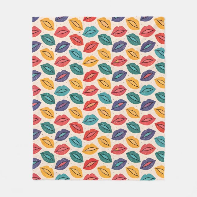Kiss Pattern Fleece Blanket (Front)