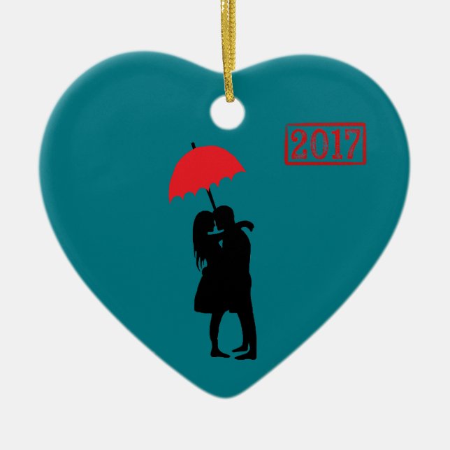 Kissing Couple Red Umbrella 2017 Ceramic Tree Decoration (Front)