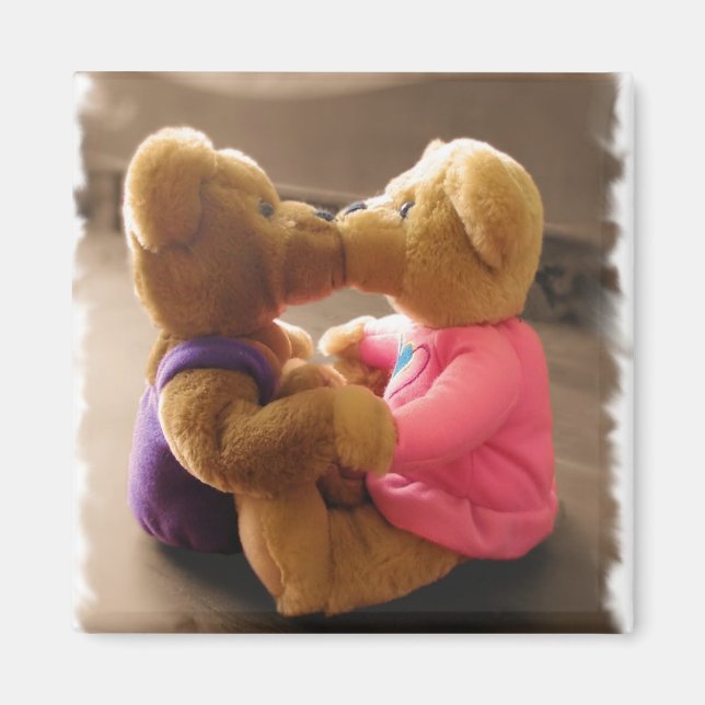 Kissing Teddies Magnet (Front)