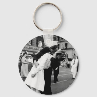 Kissing the War Goodbye at Times Square Key Ring