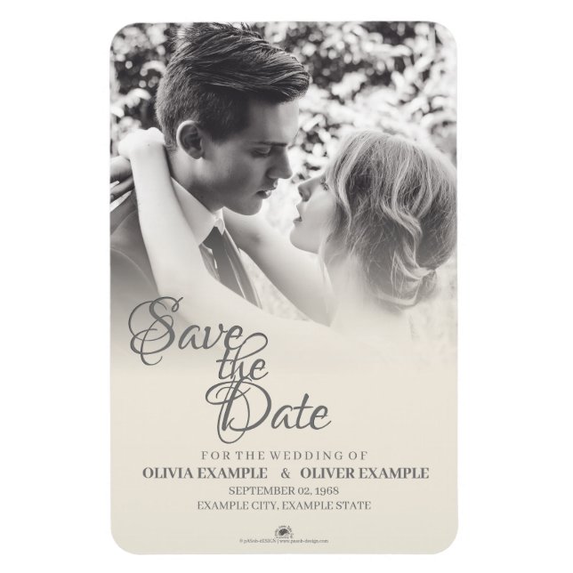 Kissing wedding couple in monochrome magnet (Vertical)