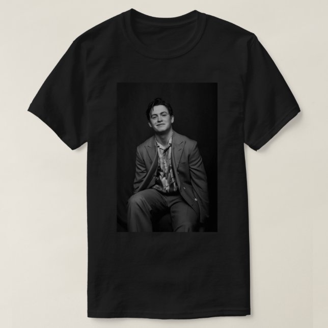 kit connor Premium Scoop  T-Shirt (Design Front)