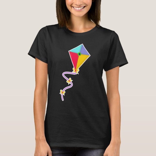 Kite Flying Kite Flyer Flying Wind Kites T-Shirt (Front)