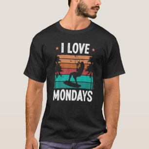 Kiteboarder Vintage I love Mondays Humor Kitesurfe T-Shirt