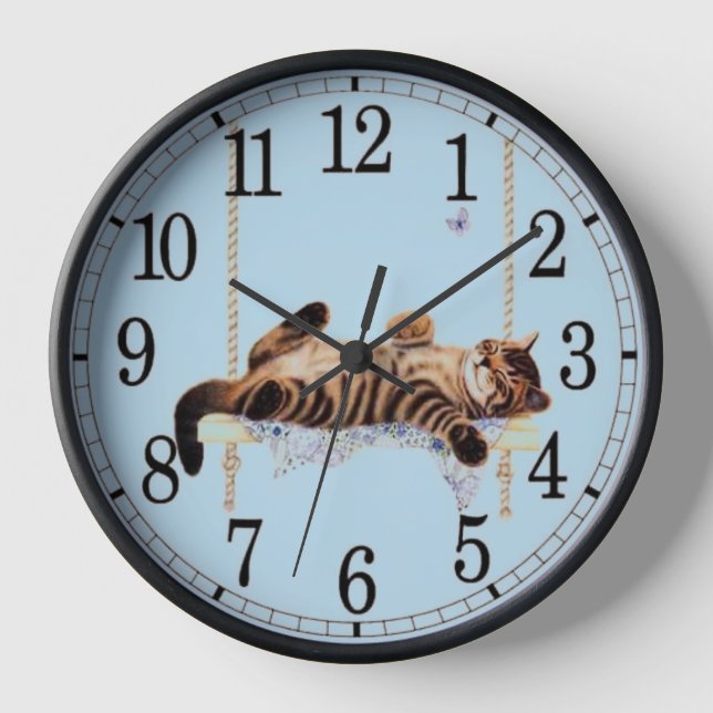 Kitten sleeping clock (Front)