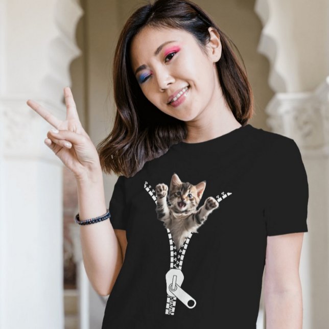 Kitten Zipper T-shirt (Creator Uploaded)