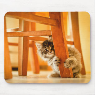 Kitty Under Chair Mouse Pad