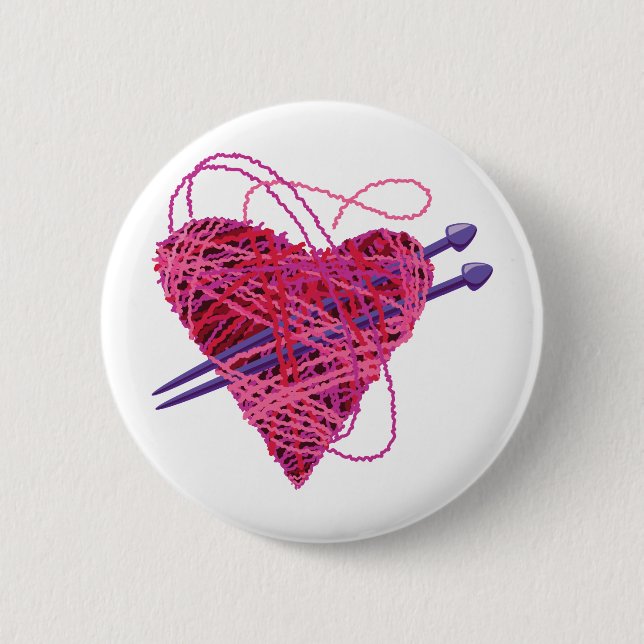 kniting pink heart 6 cm round badge (Front)