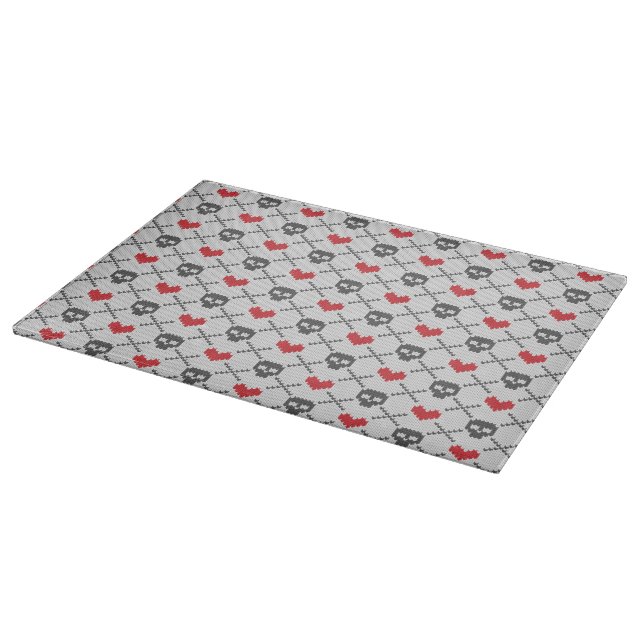 Knitted pattern with skulls cutting board (Corner)