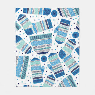 Knitted Winterwear: Cosy Seamless Pattern. Fleece Blanket