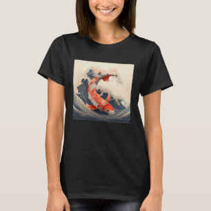 Koi Fish swimming in a Japanese style great wave P T-Shirt