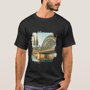 Koln Germany Travelling Travel Trip Meet Me In Kol T-Shirt