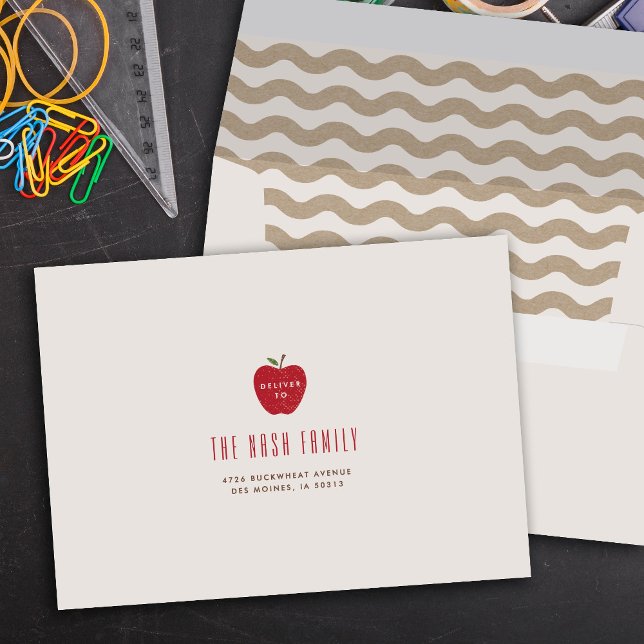 Kraft Wavy Apple Self-Addressed Graduation  Envelope (Creator Uploaded)