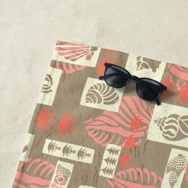Kua Bay Hawaiian Undersea Shells - Coral Beach Towel (In Situ)
