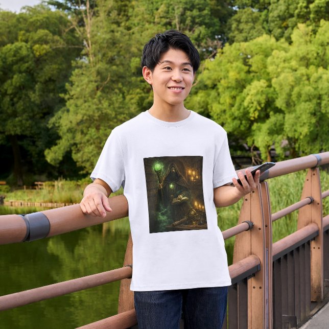 Kyrzon Portrait – Dark Fantasy Character Art T-Shirt (Creator Uploaded)