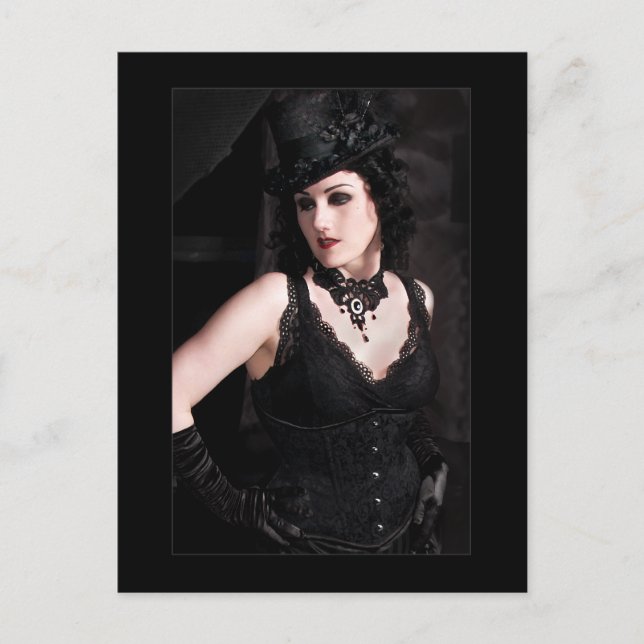 La Dame Noire - Postcard (Front)
