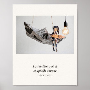 La lumière guérit ce qu'elle touche — Série Papier Poster