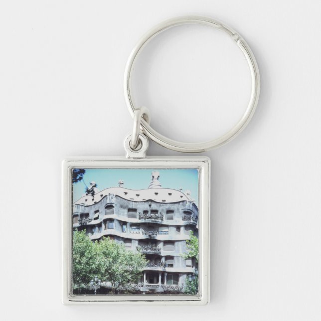 La Pedrera or Casa Mila, 1905-10 Key Ring (Front)