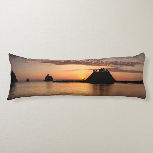 La Push, Washington. Panorama Body Cushion (Front)