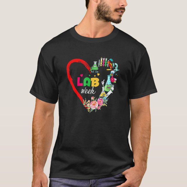Lab Week 2022 Laboratory Tech Heart  Technologist  T-Shirt (Front)