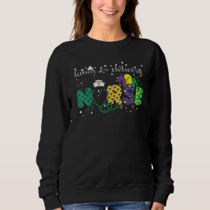 Labor And Delivery Nurse L & D Nurse Mardi Gras 20 Sweatshirt