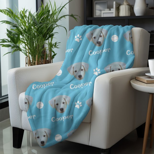Labrador Dog, Sky Blue Custom Name Fleece Blanket (Creator Uploaded)