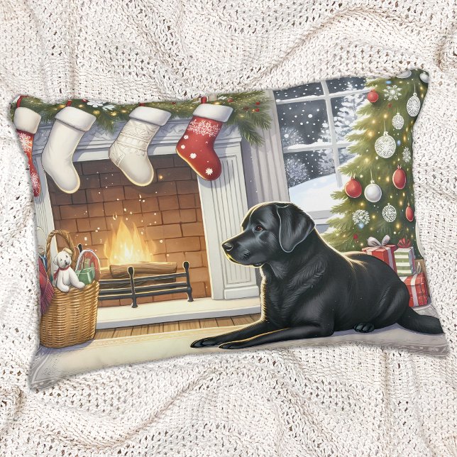 Labrador Retriever Dog Christmas Holiday Decorative Cushion (Creator Uploaded)