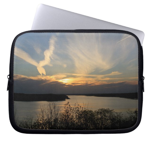 LABTOP SLEEVE LAKE OF THE OZARKS (Front)