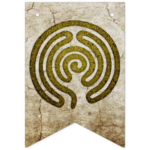 Labyrinth / maze - antique metal + your backgr. bunting 