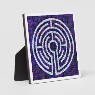 LABYRINTH VIII 5.25 Square Plaque - White