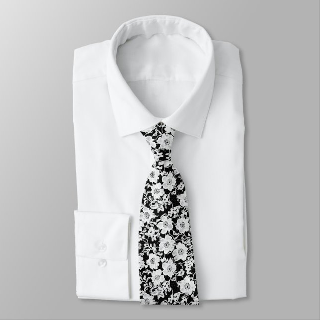 Lace Flower White Pattern Tie (Tied)
