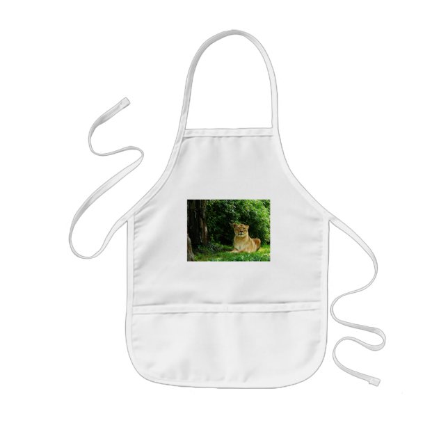 Lady Lion Relaxing Kids Apron (Front)