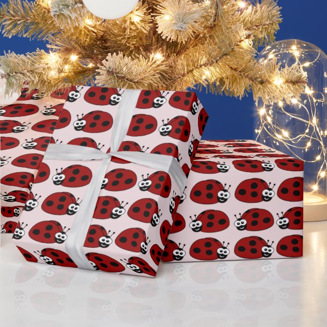 Ladybug Pattern Wrapping Paper (Holidays)