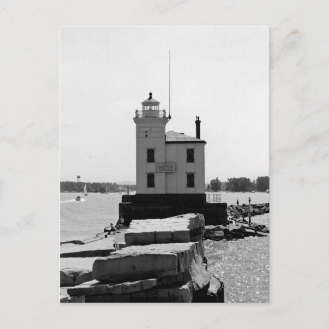 Lake Erie Lighthouse Postcard (Front)