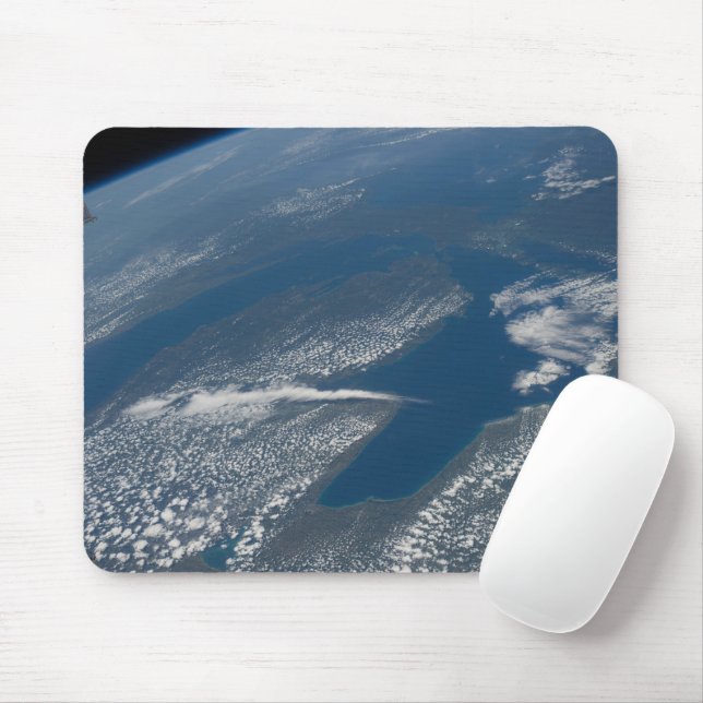 Lake Michigan, Lake Huron And State Of Michigan. Mouse Pad (With Mouse)