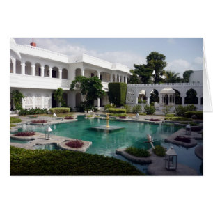 lake palace gardens