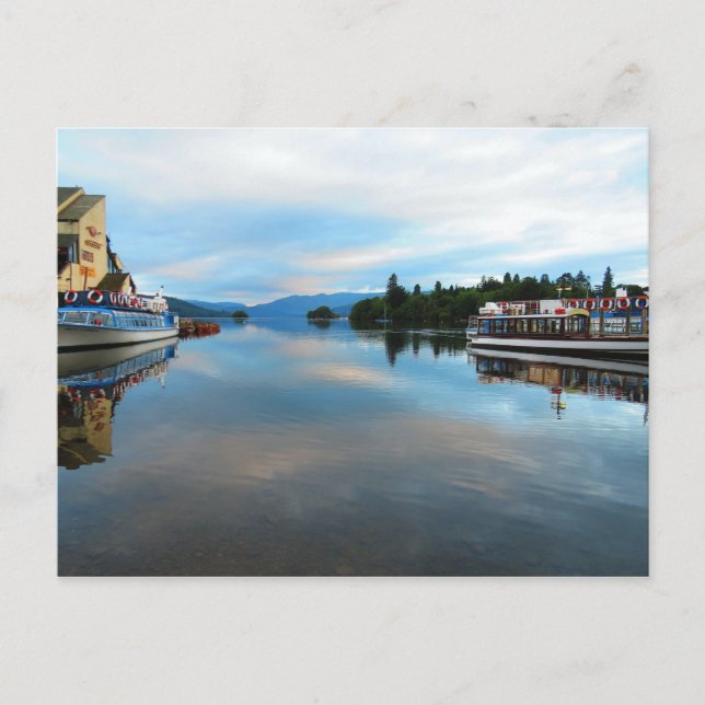 LAKE WINDEMERE, THE LAKE DISTRICT - UK POSTCARD (Front)