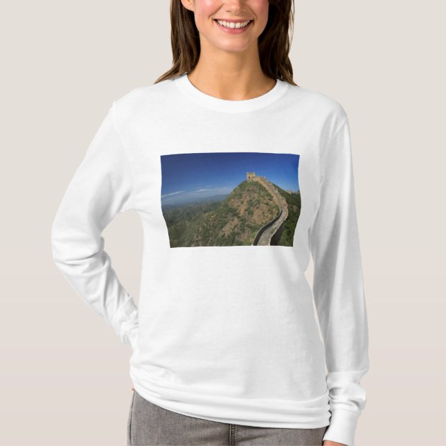 Landscape of Great Wall, China T-Shirt (Front)