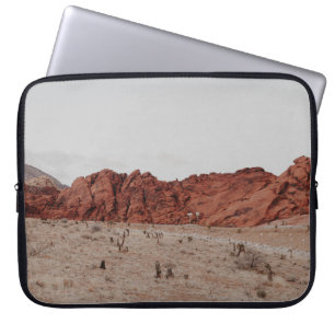 LANDSCAPE PHOTOGRAPHY OF MOUNTAIN LAPTOP SLEEVE