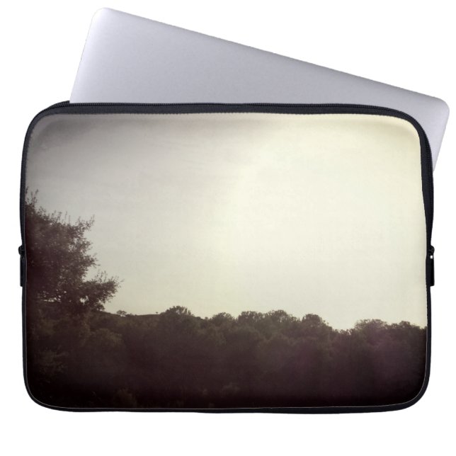 LAPTOP SLEEVE STYLE DESIGN (Front)