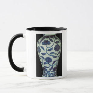 Large blue and white vase, Jaijing Period Mug