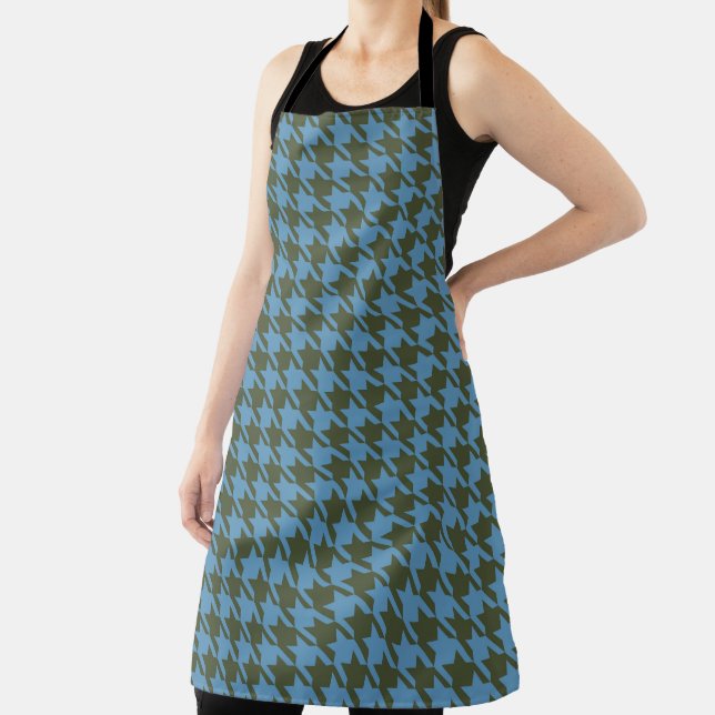 Large Chequered Apron (Insitu)