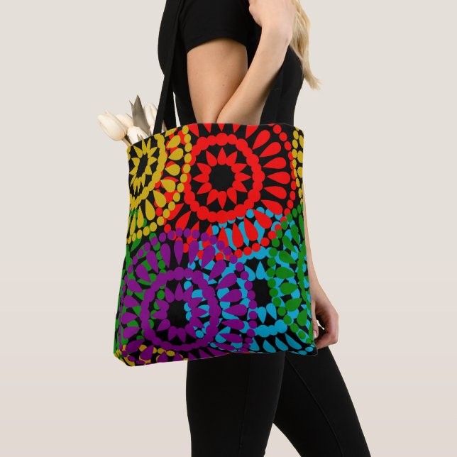 Large Circles  Tote Bag (Close Up)