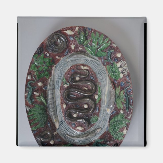 Large oval dish moulded in relief magnet (Front)