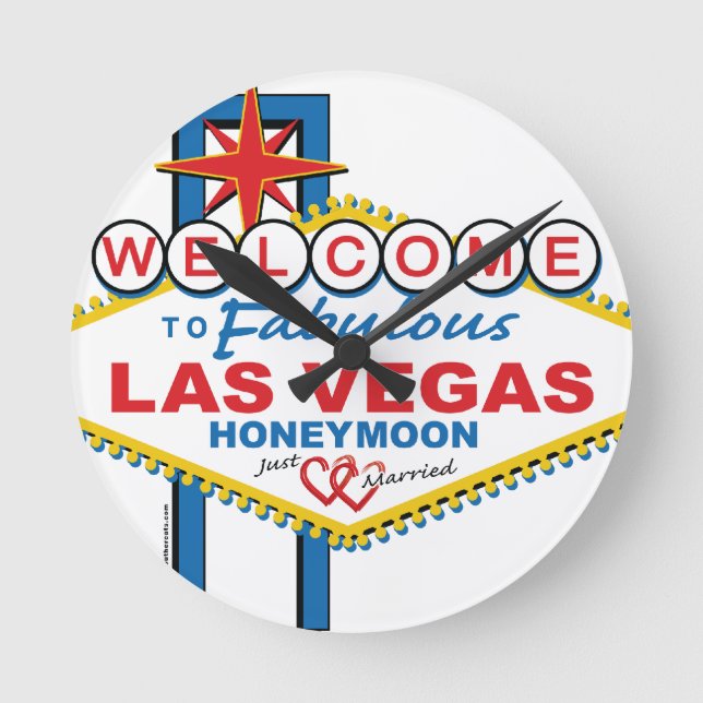 Las Vegas Honeymoon retro Round Clock (Front)