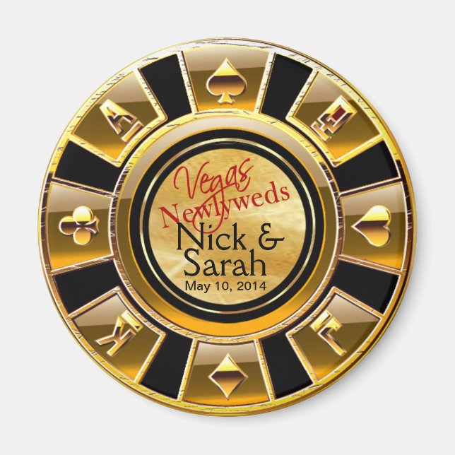 Las Vegas VIP Gold Black Sand Casino Chip Favour Magnet (Front)
