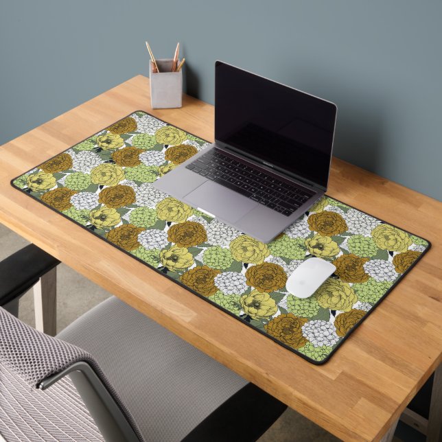 Late spring garden 2 desk mat (Office 2)